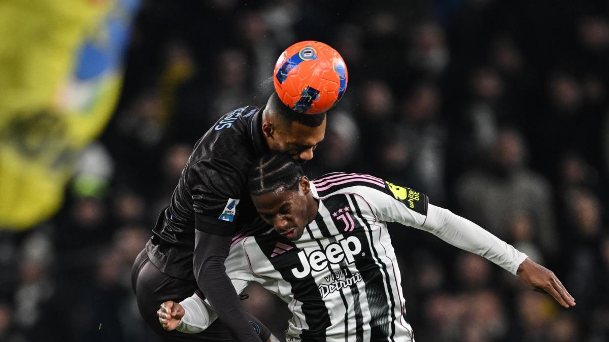 Openda delude, La Stampa: "Juve, il bomber ora è David"