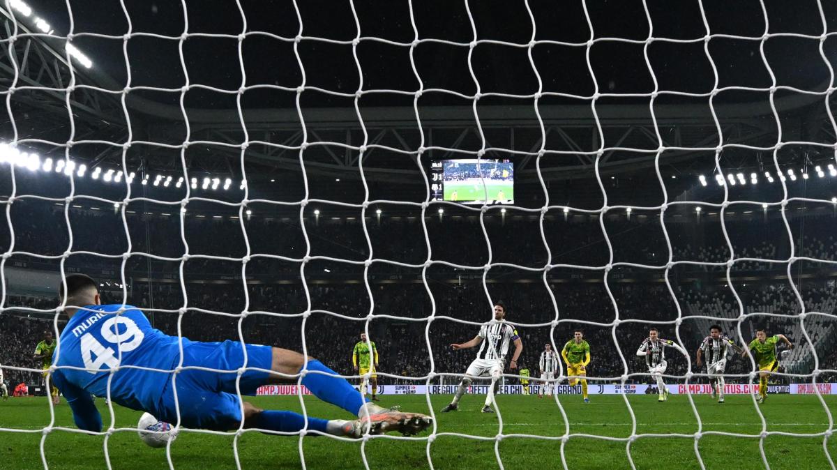 Il rigore rovina la partita di Locatelli 