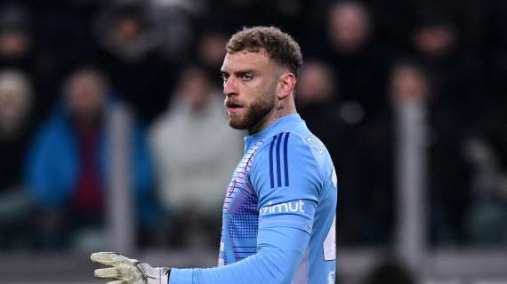 La Juventus celebra il clean sheet del portiere Di Gregorio 