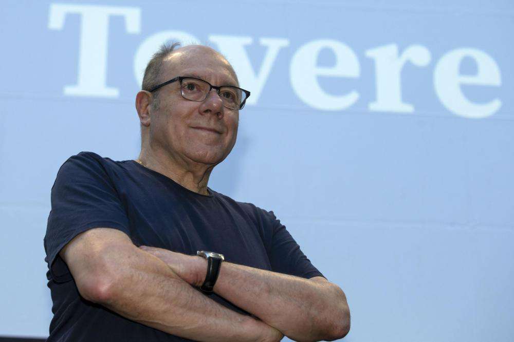 Verdone: "Calcio ha perso sua poesia, è troppo business"
