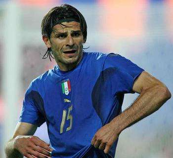 VINCENZO IAQUINTA, sudore e gol.