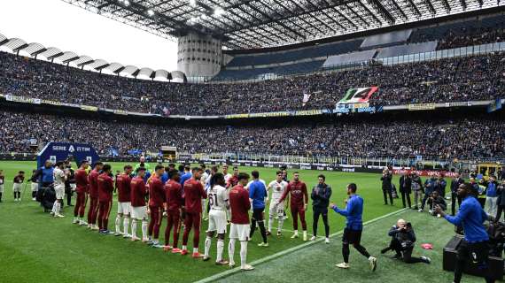 Il Torino fa il “Pasillo de honor” all’Inter. Nessuno nei 9 scudetti di fila ha mai omaggiato la Juventus 