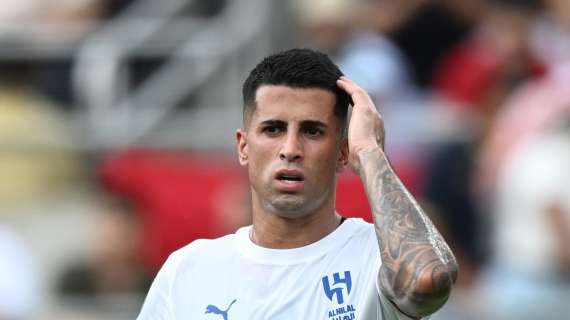 Al Hilal, guai per l'ex bianconero Cancelo: fa a pugni con un uomo in discoteca