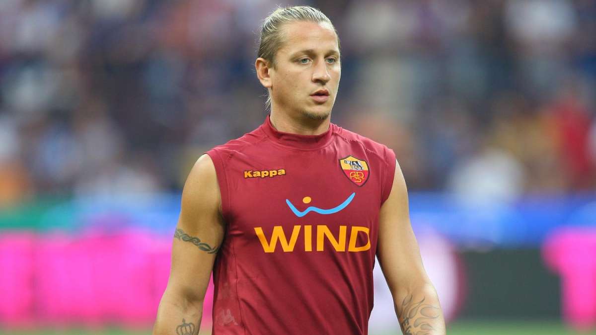 JUVE SVEGLIA: MEXES E' SUL MERCATO