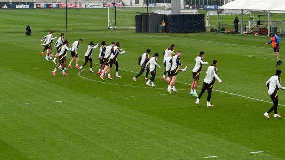 LIVE TJ - Allenamento terminato. Locatelli e Milik parzialmente in gruppo. Riscaldamento con i compagni per Bremer