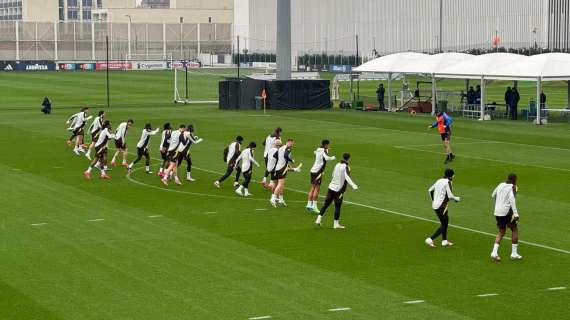 LIVE TJ - Juventus in viaggio verso Miami. Gatti ha lavorato a parte per un attacco febbrile. Ballottaggio McKennie-Costa
