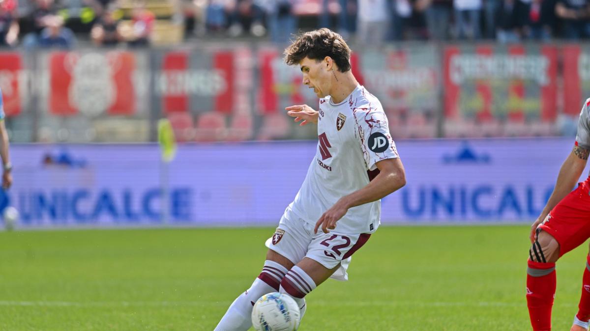 Torino a Cagliari senza Gineitis, è pronto Casadei