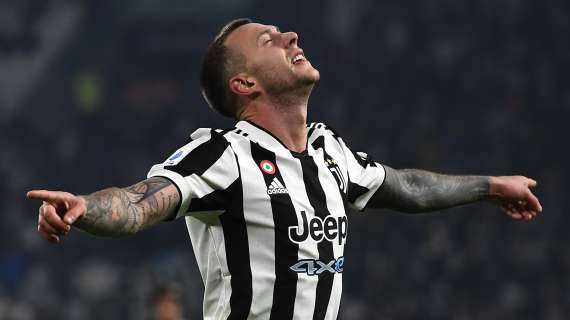 Juventus-Cagliari 2-0: Bernardeschi sugli scudi, Szcesny decisivo, Alex Sandro il peggiore, Morata e Kean si completano