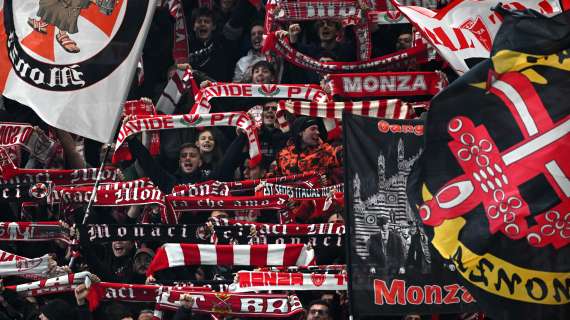 La Curva Monza mostra sostegno alla squadra nonostante la sconfitta contro la Juventus