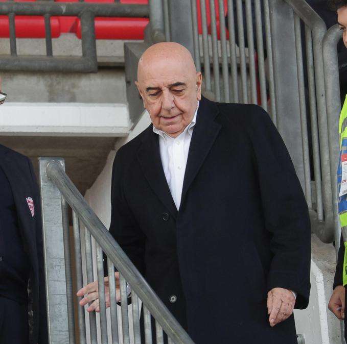 Galliani: "Trentalange persona perbene"
