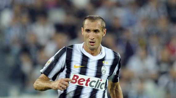 TUTTOSATIRA: Quando Chiellini gioca certe partire il dubbio ti viene...