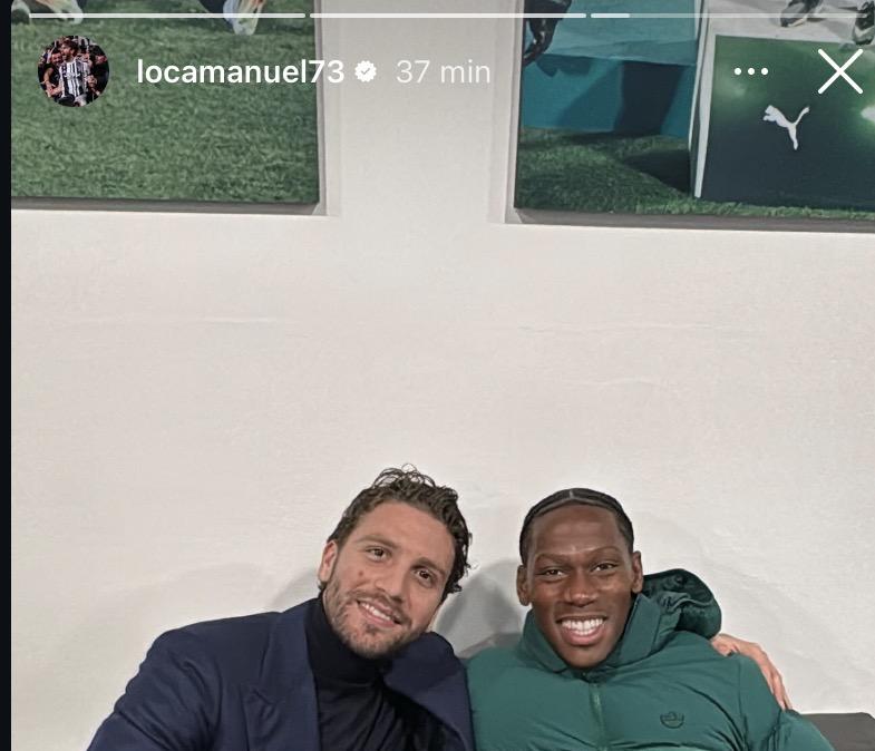 David sempre più al centro del mondo Juventus: la foto con Capitan Locatelli 