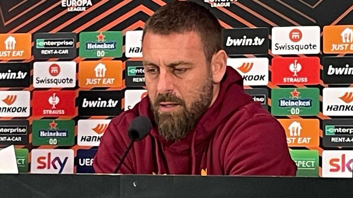 De Rossi su Spinazzola: "Ha strappo, corsa ed entra in mezzo al campo"