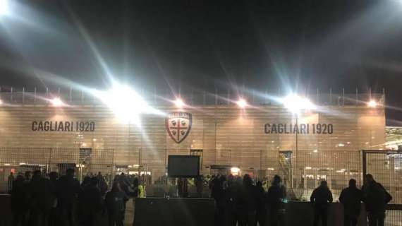La Nuova sardegna - Cagliari, sale la febbre per la Juventus: tifosi in fila per i biglietti