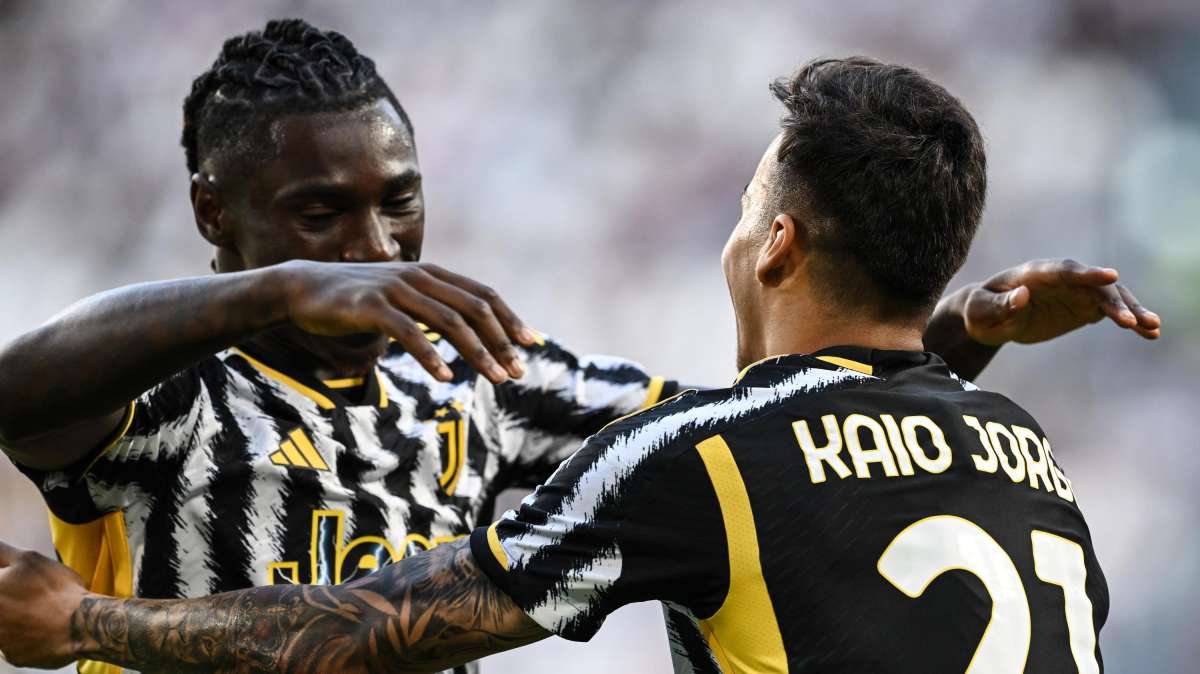 La Juventus valuterà solo uscite per entrate