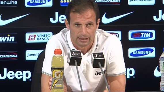 LIVE - ALLEGRI: "La Juve non ha problemi. Abbiamo le carte in regola per vincere a Napoli. Non facile rinforzare questa rosa. Su Balotelli, Januzaj e Mkhitaryan..."