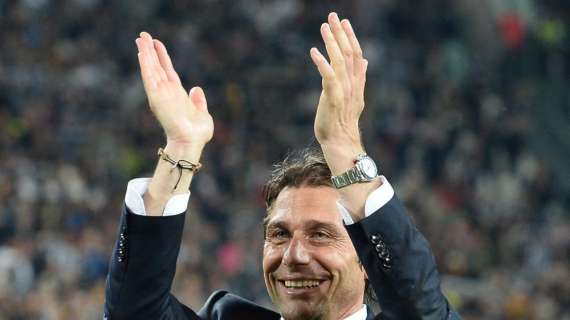 IL SALUTO AL MISTER di Manuel