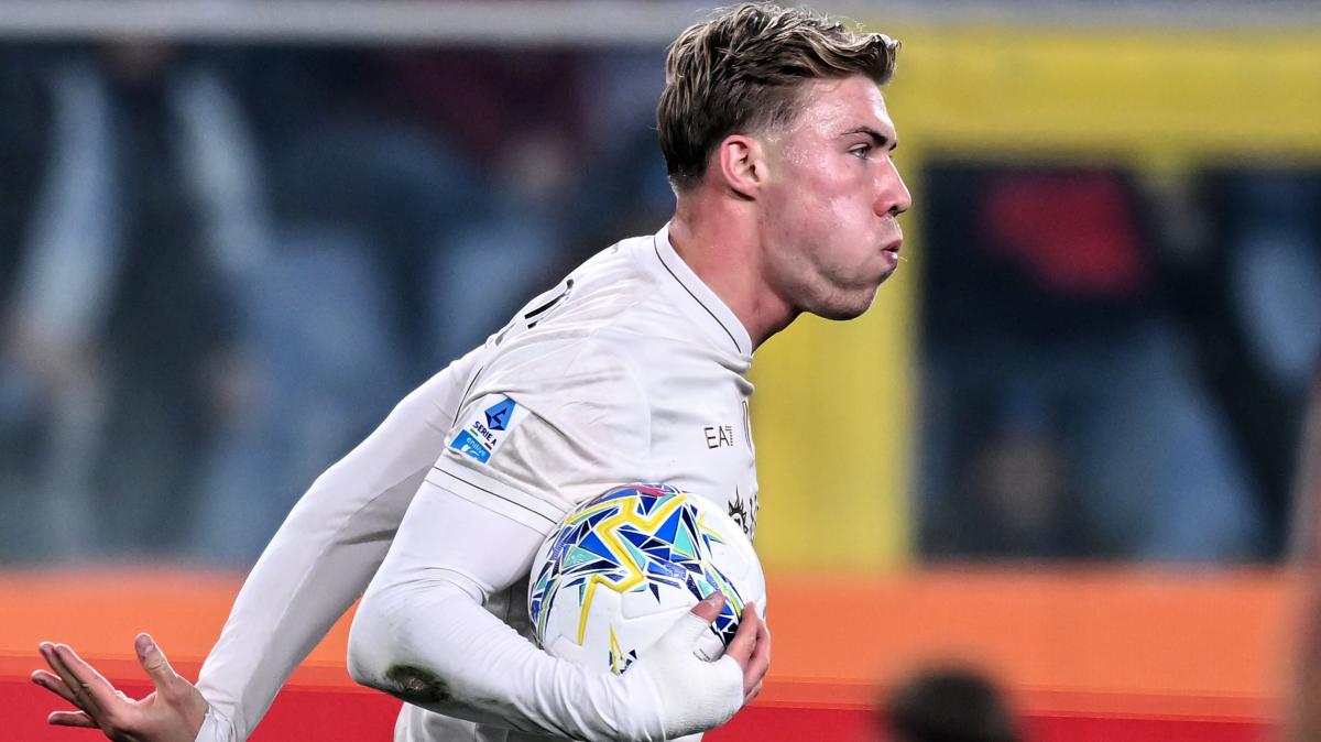 Genoa-Napoli 2-3. Hojlund regala la vittoria a Conte nei minuti di recupero. La classifica aggiornata 