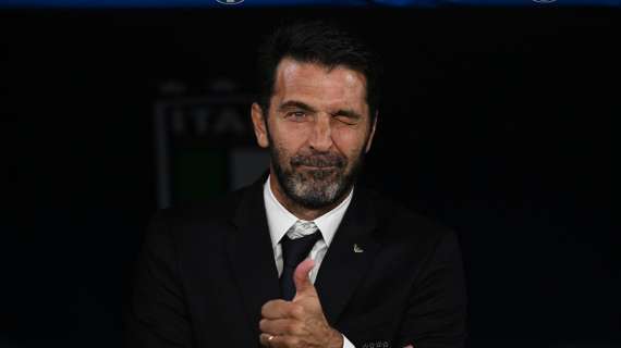 Buffon: "Non sono così sicuro che Conte lasci Napoli, il suo silenzio lo conferma"