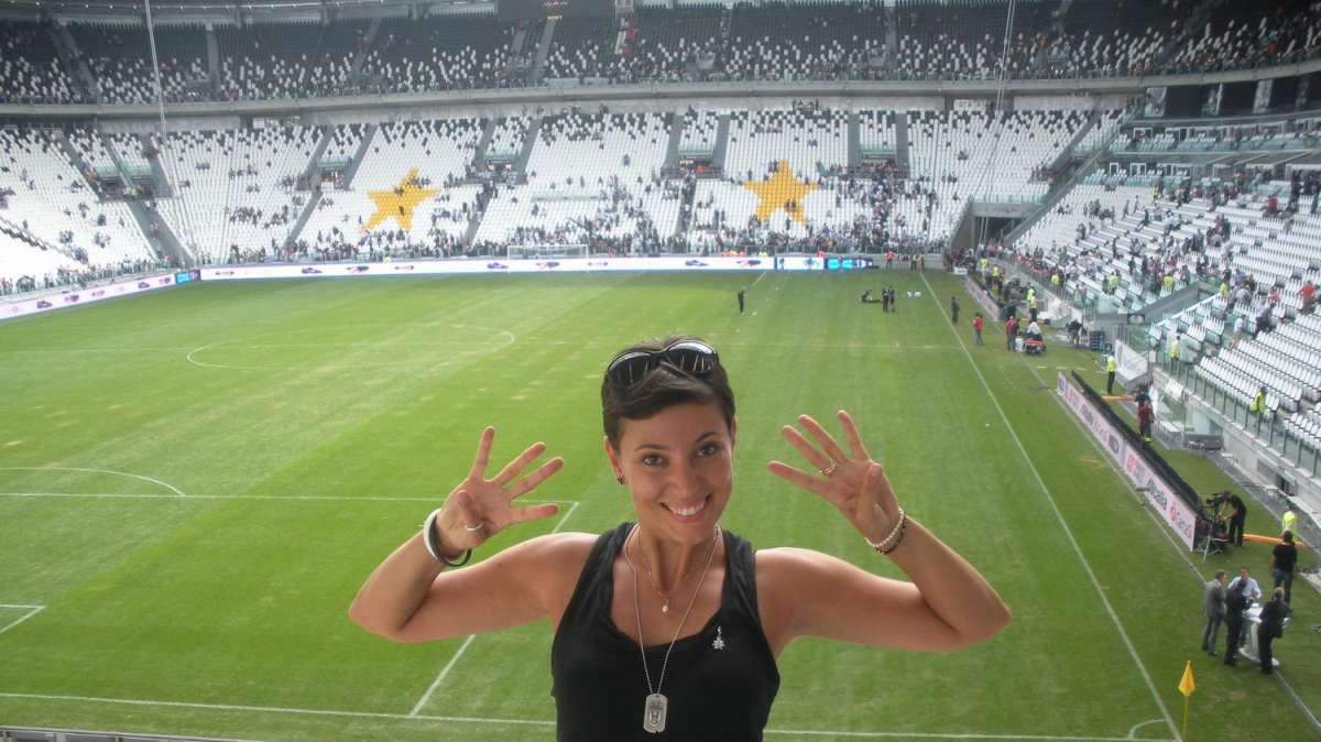 TUTTOJUVE GIRLS- TUTTOJUVE VI PRESENTA: MARTINA FARINA