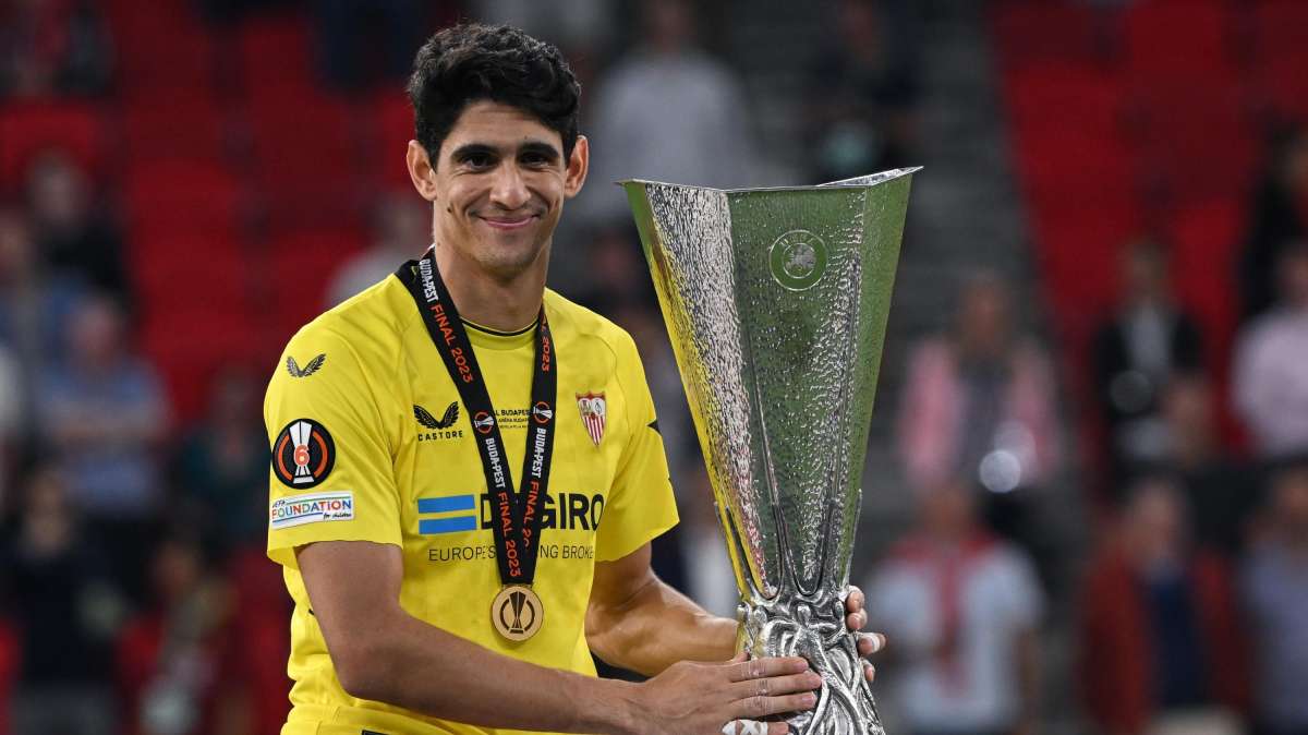 Al Hilal, dopo Nyemar in chiusura anche il colpo Bounou