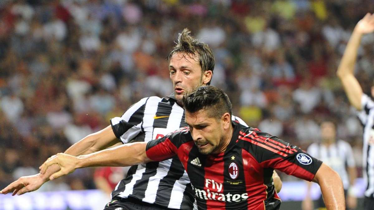 Se Ibra vale 24 milioni, quanto vale Borriello?