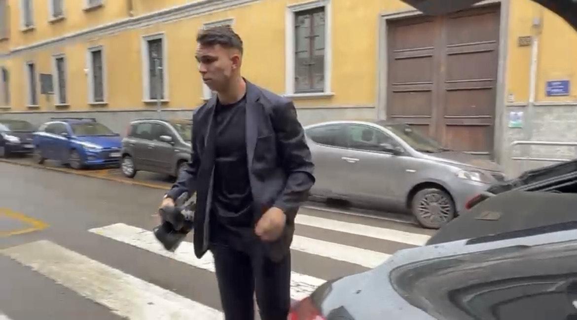 Qui Napoli - Giovane a Milano: visite in corso a La Madonnina. Poi firma, annuncio e trasferimento a Torino (FOTO-VIDEO)