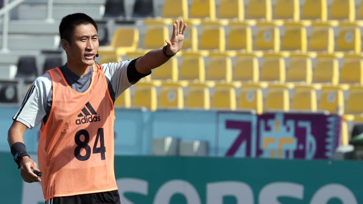 Mondiali, la Cina tifa per il suo arbitro, "Tutti con te tranne la nazionale..."