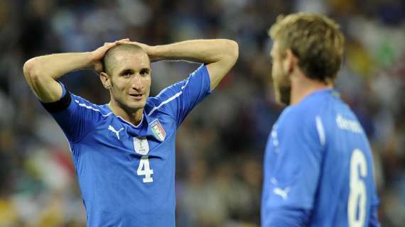 UCRAINA-ITALIA: CHIELLINI ESCE PER INFORTUNIO