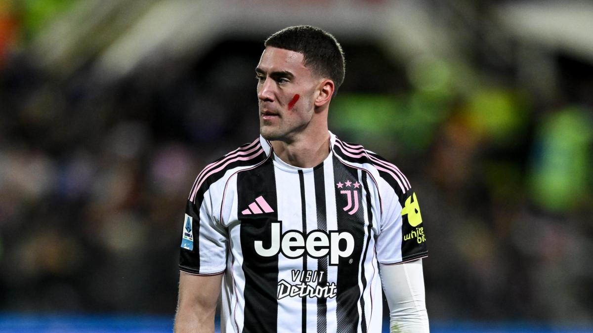 Vlahovic verso una maglia da titolare contro il Cagliari. Spalletti attua due cambi a centrocampo 