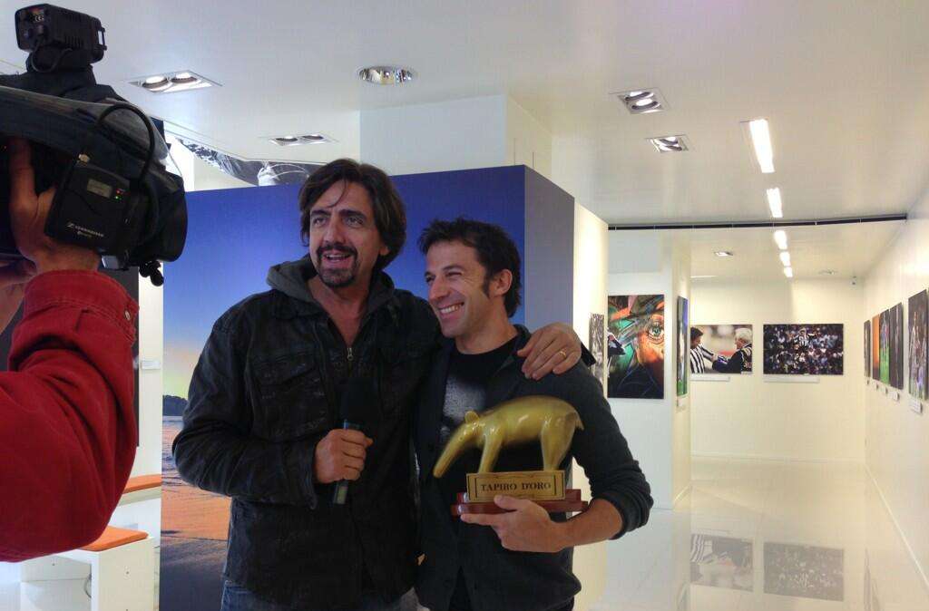 Del Piero riceve il Tapiro: "Niente invito per la festa Scudetto? Ho salutato dopo i miei compagni. Felice per loro, 19 anni non si dimenticano"