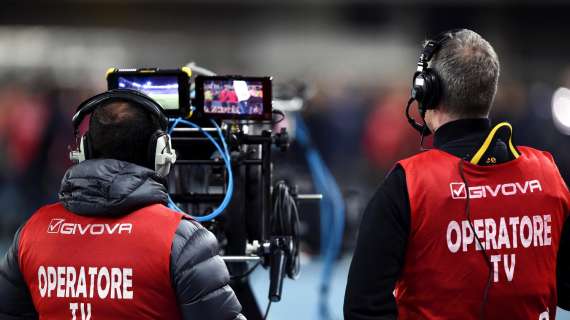 Diritti tv, tra accordi e collaborazioni: Sky punta alla co-esclusiva della Serie A. Ma prima DAZN deve accordarsi con TIM