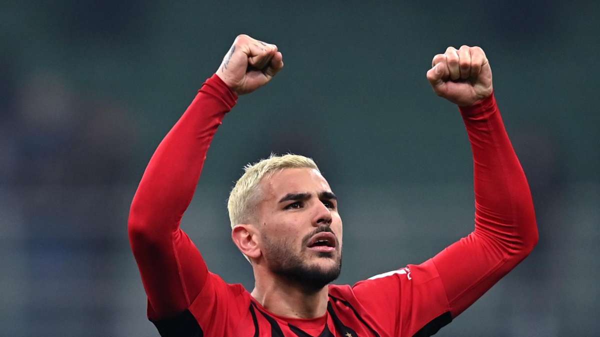 UFFICIALE - Milan, Theo Hernandez rinnova fino al 2026