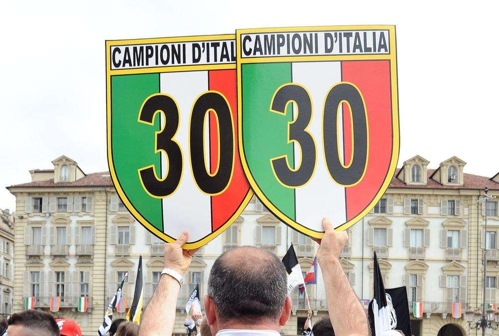 DIFFONDI LA JUVENTINITA', DIVENTA FAN:  CI SERVONO MILLE LIKE CLICCA