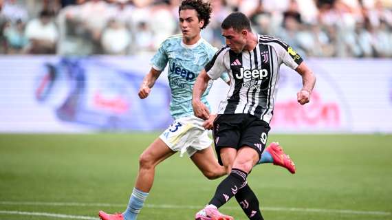 Questione uscite: Vlahovic bloccato, il Nottingham non molla per Douglas Luiz 