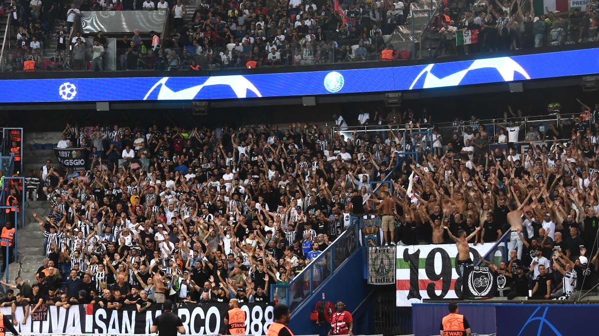 Le Parisien - Due tifosi juventini saranno processati  