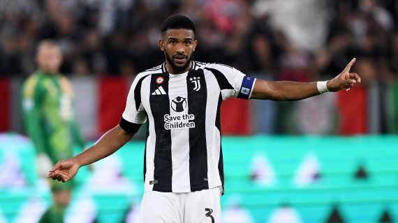 FOTO - BREMER torna a lavorare con il pallone, le immagini dalla Continassa