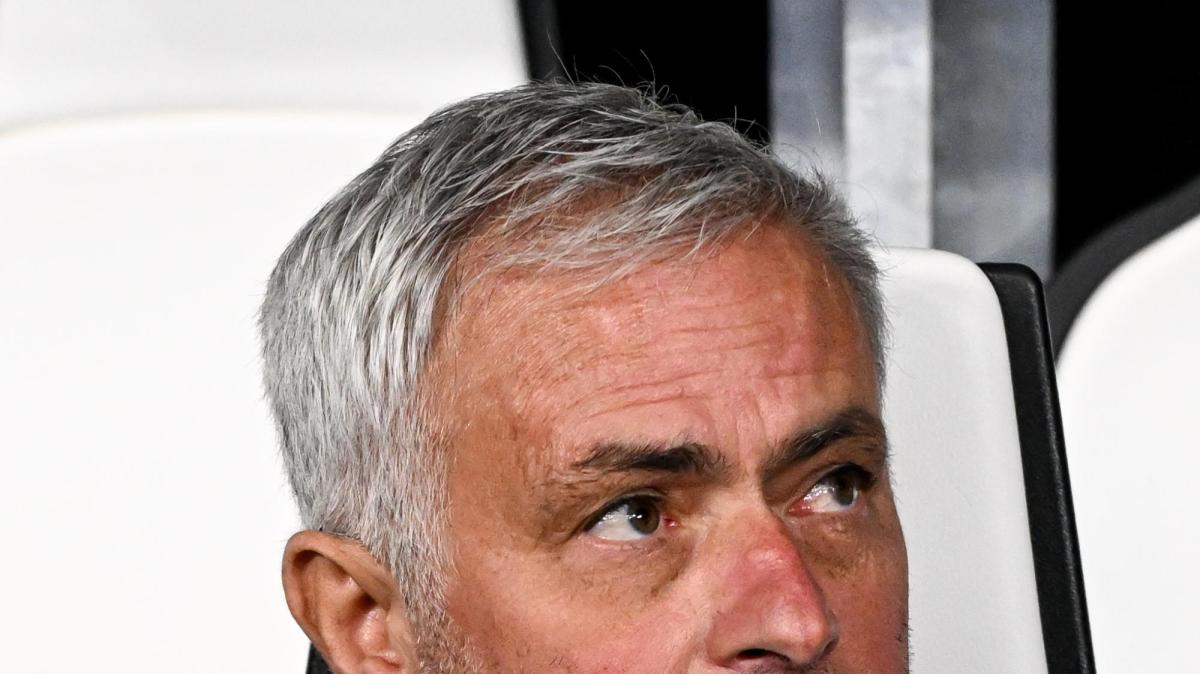 Mourinho: “Nel calcio conta vincere, il resto è una bugia. Futuro? Benfica, Juve e  Champions”