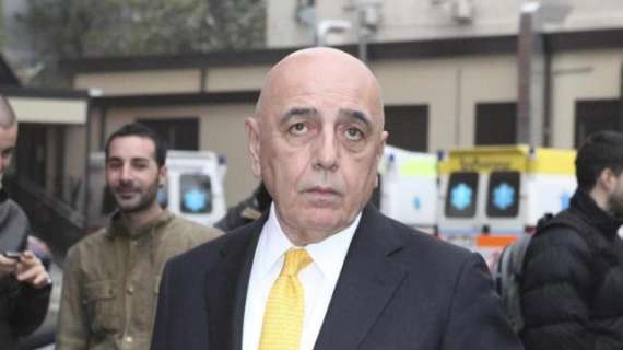 LIVE - Galliani cena con l'agente di Tevez. Joorabchian: "Carlitos vuole una big. Ora trattiamo col Milan, ma anche Juve e Inter sono grandi club". L'ad rossonero: "Serata positiva"