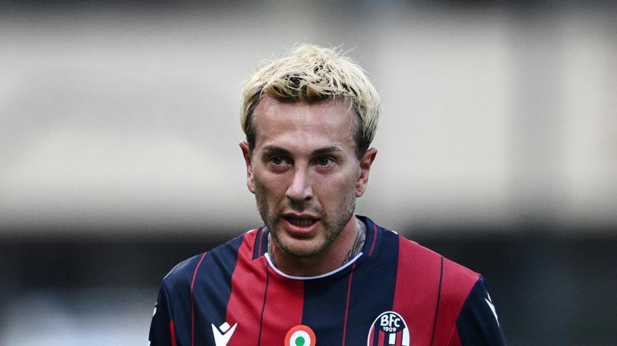 Inter-Bologna 1-1 a fine primo tempo. Bernardeschi finisce ko, "si è rotta la spalla"