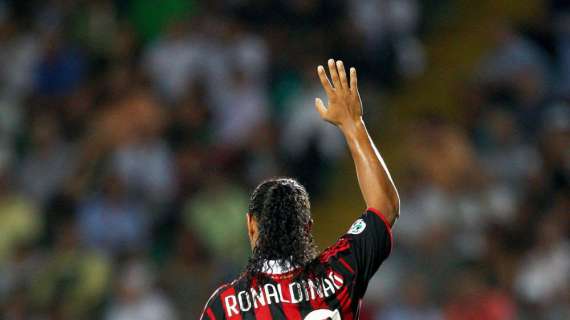 Ronaldinho ancora in discoteca, il Milan perde la pazienza