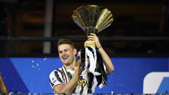 DE LIGT compie 21 anni, gli auguri della Juventus: "Così giovane, così maturo"