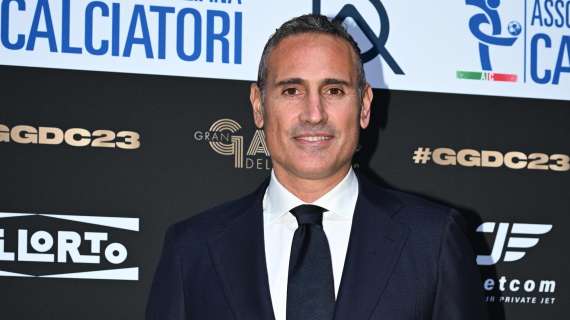 Amoruso: "Vlahovic sarebbe perfetto per il Napoli, ma è difficile dal punto di vista economico"