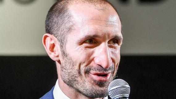Chiellini a Prime Video: "Rinnovo Vlahovic? Nulla è impossibile, ne parleremo. Stiamo crescendo, abbiamo talenti che stanno maturando. Igor la loro guida. Kenan ha più responsabilità"