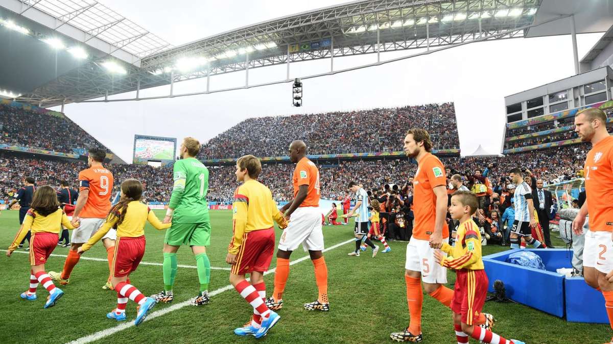 Olanda - Senegal 2-0. Gapko e Klaasen regalano la vittoria a Van Gaal