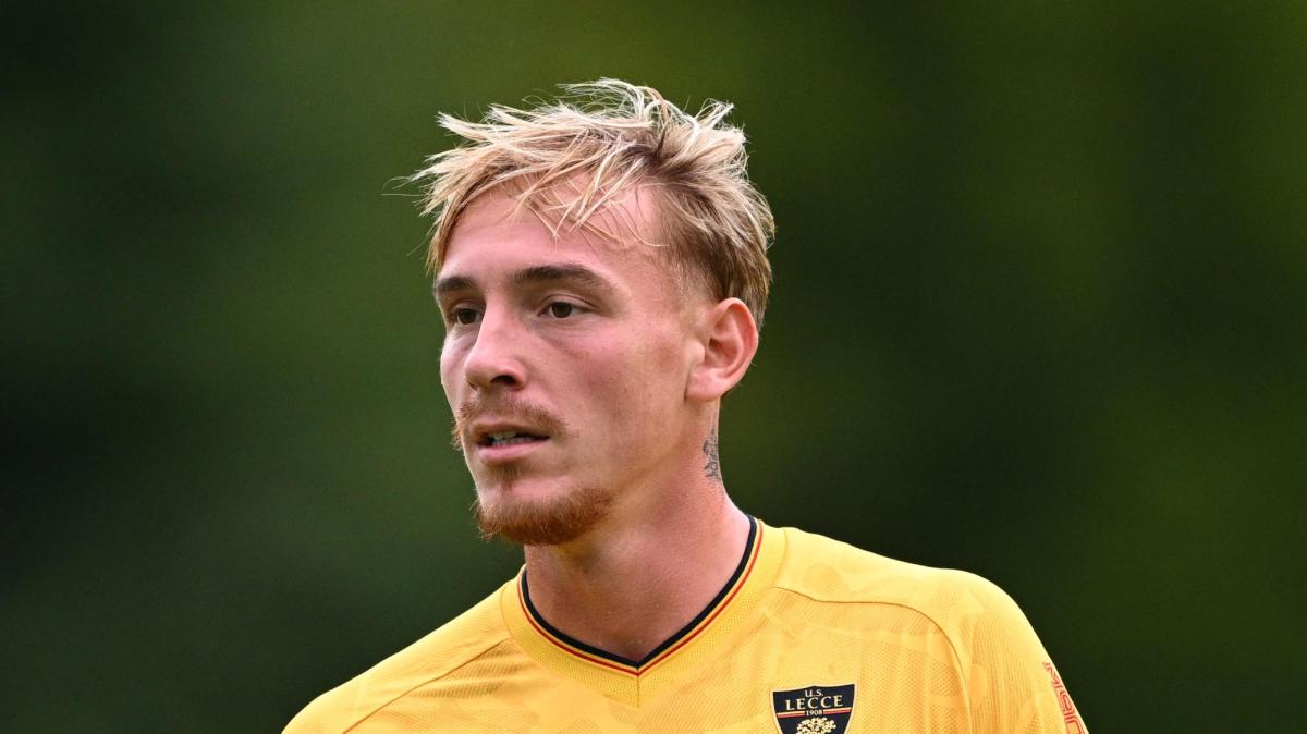 Qui Lecce - Giallorossi in campo nel pomeriggio. In 4 a parte. Febbre per Pierret e Veiga 