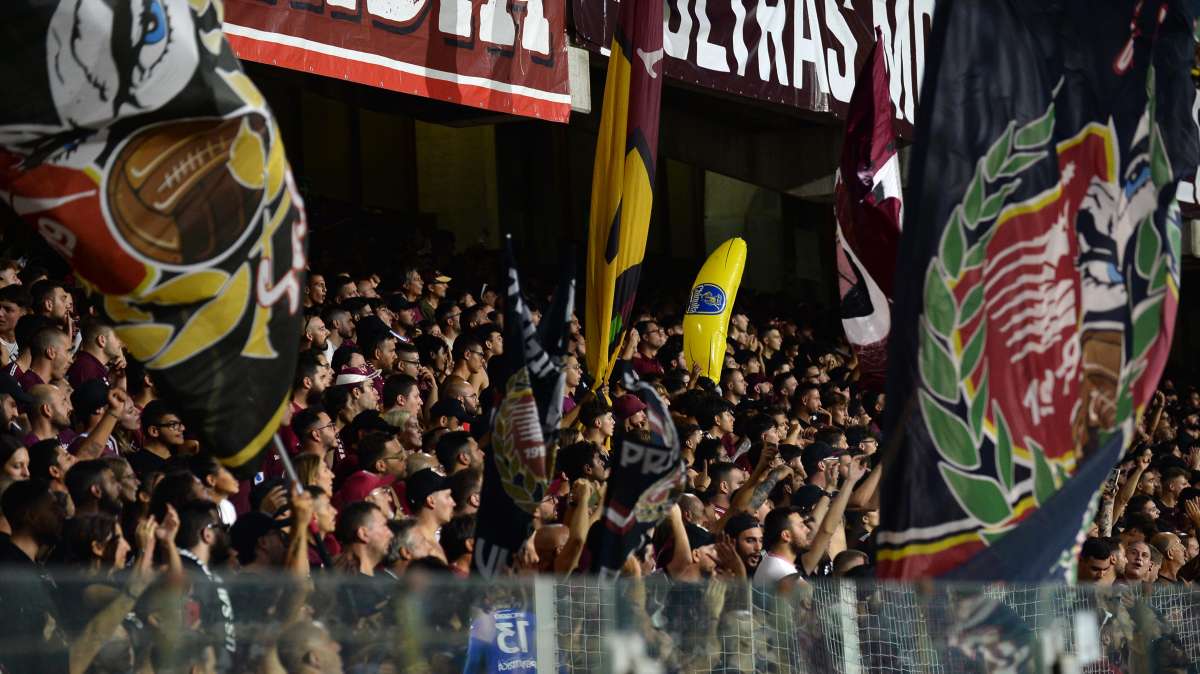 Corsport - Ecco Daniliuc, Salernitana, 2000 tifosi. 