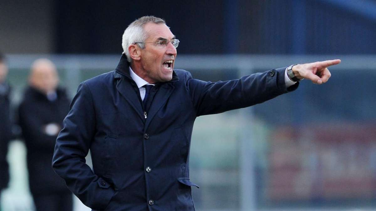 Shock Lazio: Reja si dimette ma parte con la squadra
