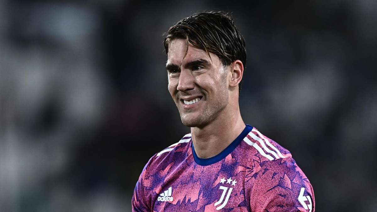 Serie A, per il titolo di capocannoniere è duello Vlahovic-Immobile, Dybala è l'outsider