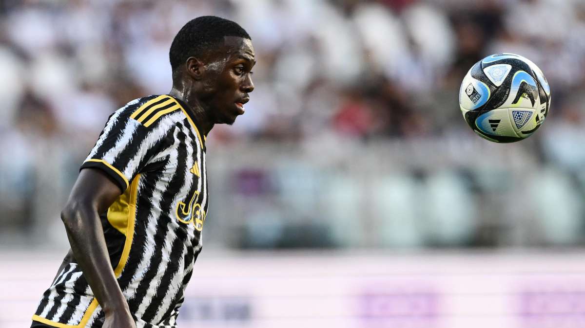 Gazzetta - Weah, gioca sempre, sbaglia poco